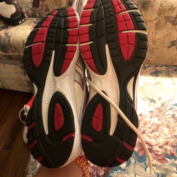 Reebok running shoes - Picture 10 of 15